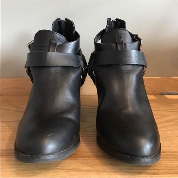 Express ankle booties - Picture 2 of 3